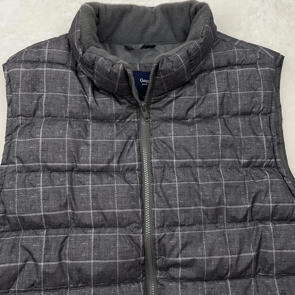 GAP Puffer Vest Full Zip Men's XL Quilted Lined‎ Sleeveless Outerwear Gray Grid